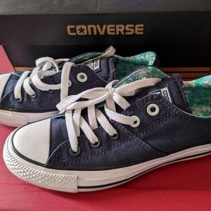 Converse, Blue Size 4 Youths